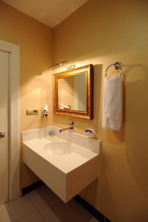Pelikan Hotel Büyükçekmece Habitación foto